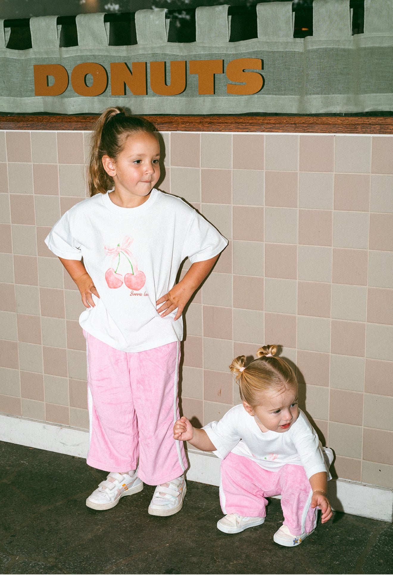 Pastel palm pants pink